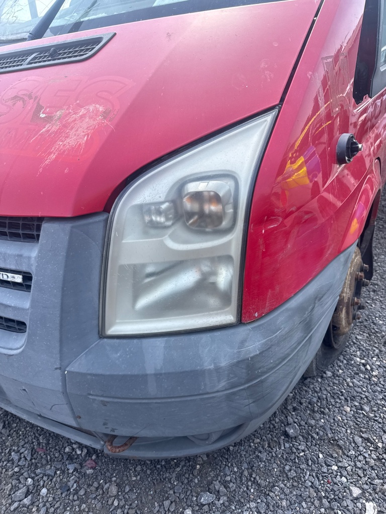 [EPE-111290] Faro izquierdo FORD Transit 2011 Colorado Red