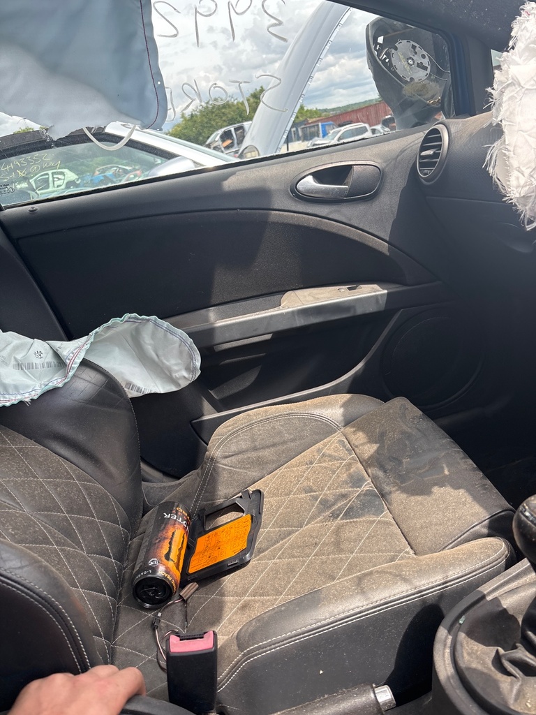 [EPE-111405] Altavoz de puerta delantero izquierdo Seat Leon 2010 Z5F