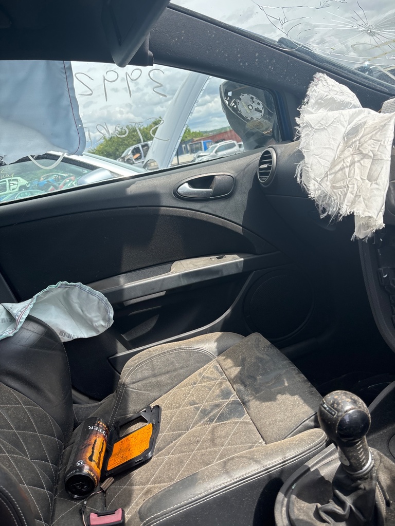 [EPE-111406] Interruptor de elevalunas eléctrico delantero izquierdo Seat Leon 2010