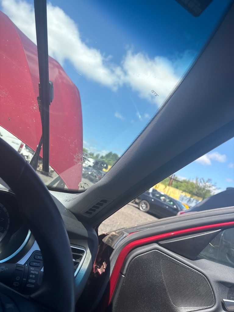 [EPE-111675] Pilar A Alfa Romeo Giulietta 1.4 TB (2010)