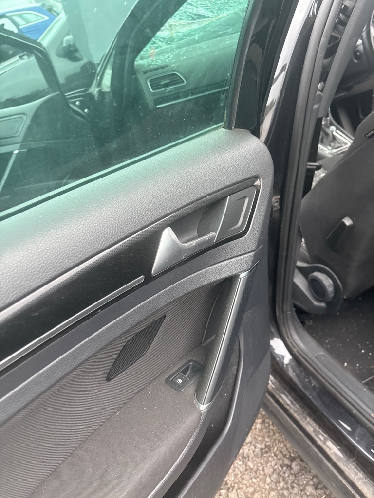 [EPE-112151] Tirador de puerta trasero interior izquierdo 2016 VW Golf C9X black