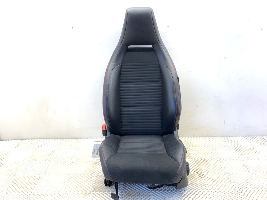 [STARK-842530] Asiento delantero izquierdo Mercedes-Benz CLA Coupe (C117) 2013-2019