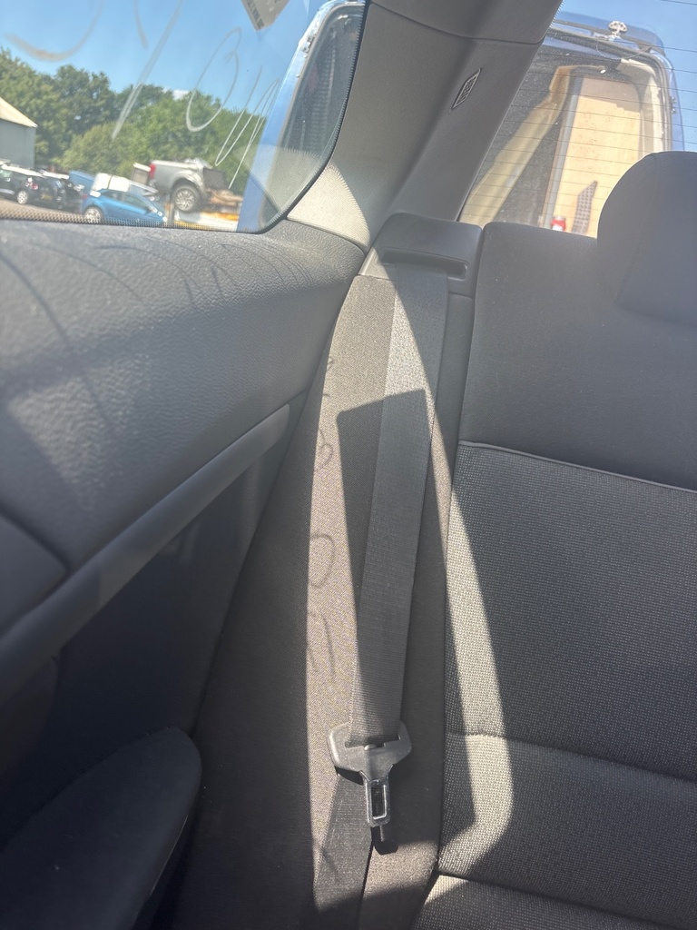 [EPE-112798] Pretensor trasero del cinturón de seguridad izquierdo BMW Serie 3 E92 2008