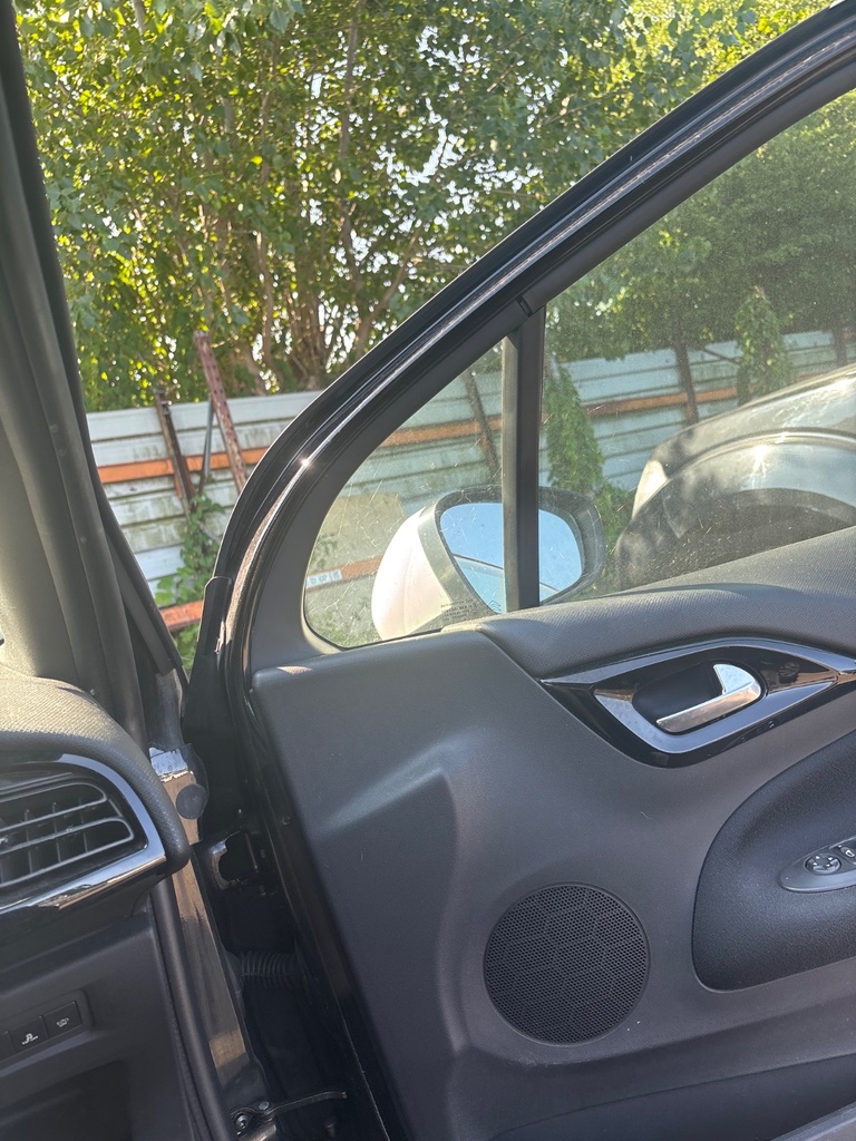 [EPE-112823] Cristal de puerta lateral delantero derecho Citroen DS3 2013 (9HP DV6DTED)
