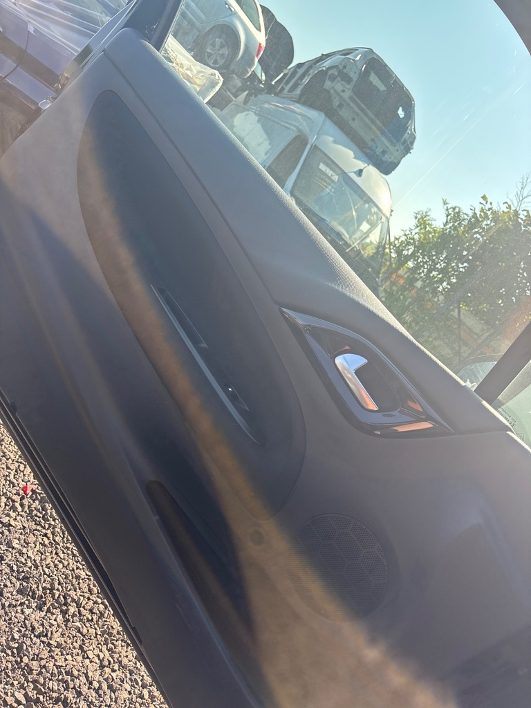 [EPE-112872] Panel interior de puerta delantera izquierdo Citroën DS3 Negro 2013