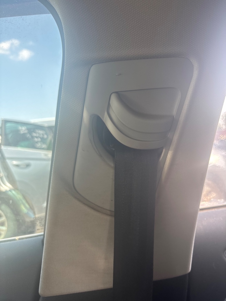 [EPE-113099] Embellecedor pilar B Audi A3 2.0 TDI 2013