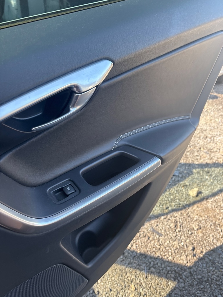 [EPE-113449] Elevador de cristal puerta trasera derecha para Volvo XC60 2014