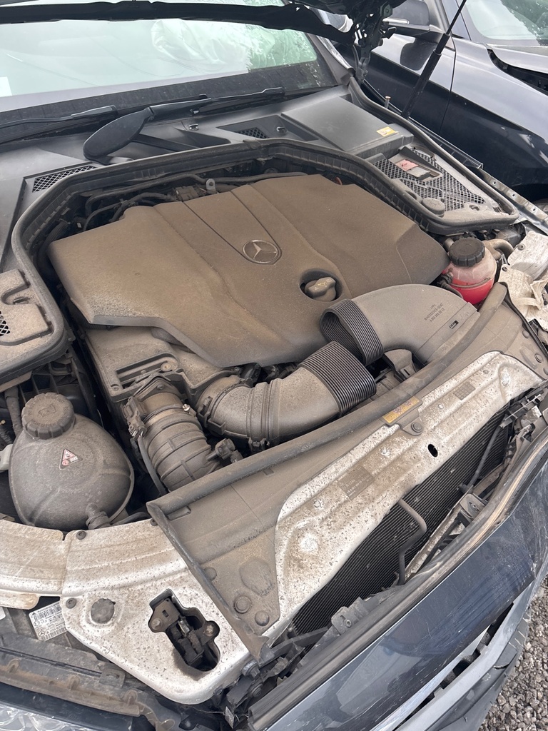 [EPE-113836] Tapa de balancines 2014 Mercedes C-Klasse W205 2.2 C 220 BlueTec d OM651.921