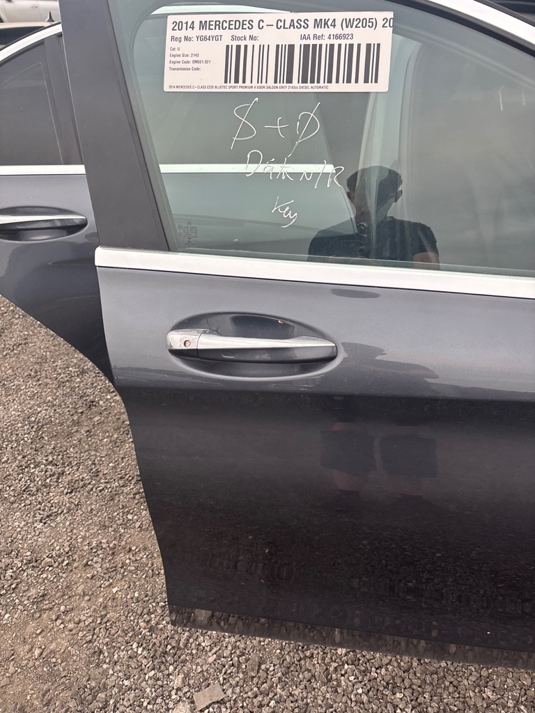 [EPE-113852] Tirador puerta delantero exterior derecho Mercedes C-Klasse W205 2014-2018