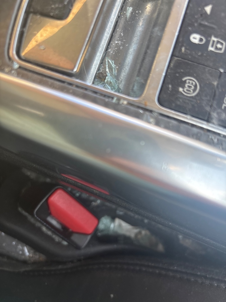 [EPE-114781] Interruptor de cinturón de seguridad delantero derecho para Land Rover Range Rover Sport 2013