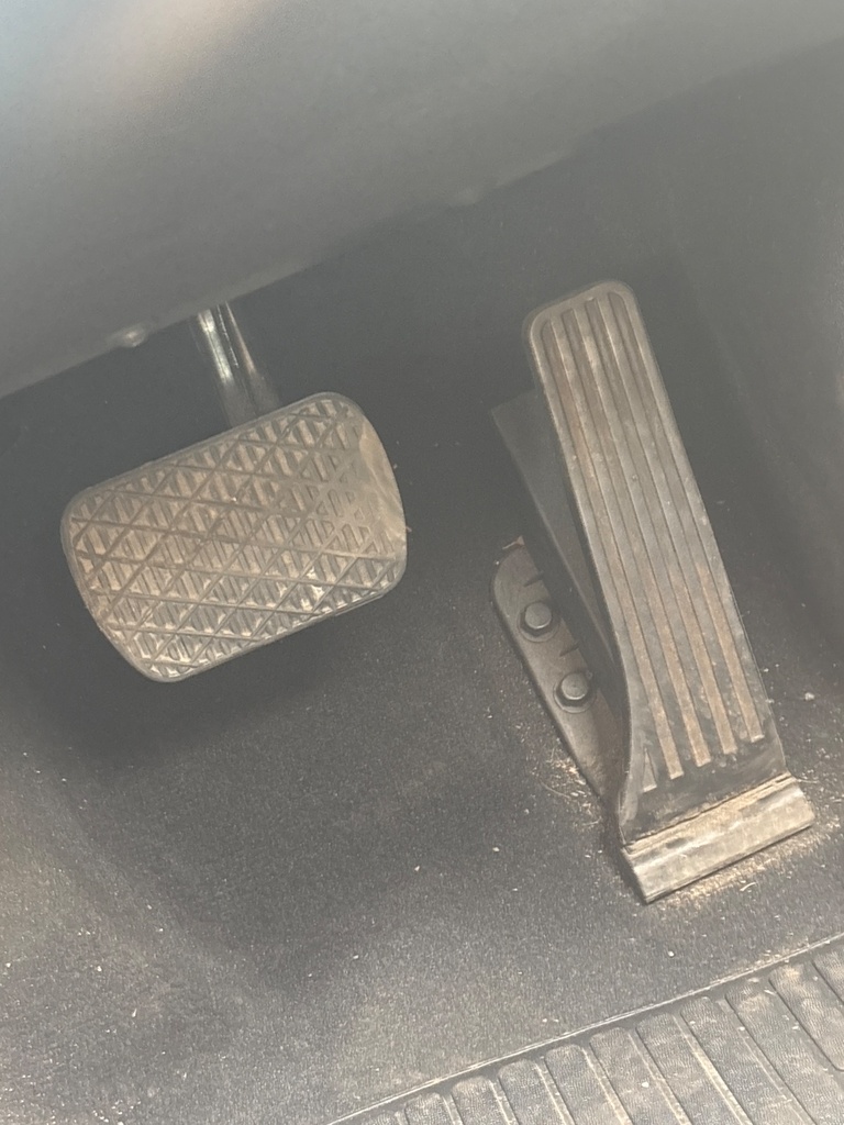 [EPE-115234] Conjunto de pedales 2009 Mercedes-Benz E-Class E 300 CDI / BlueTEC