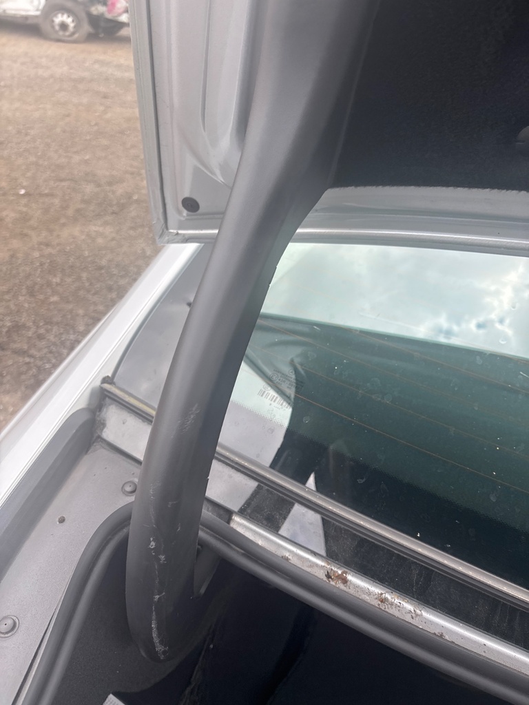 [EPE-115275] Bisagra portón trasero izquierda para Mercedes-Benz E-Class W212 2009 Iridiumsilber