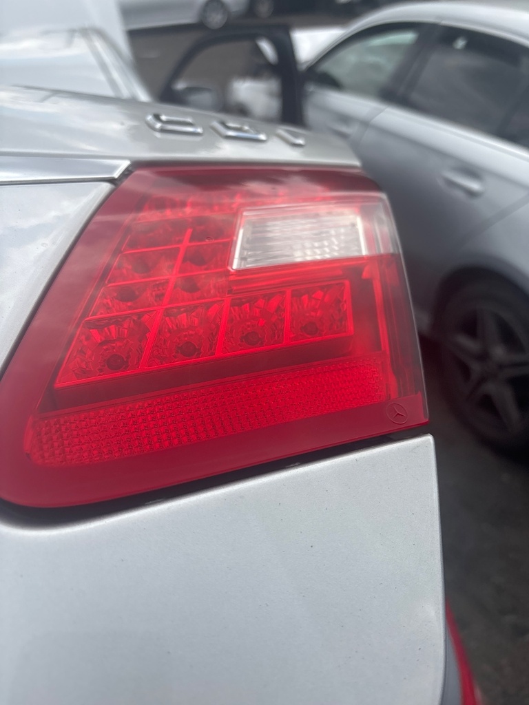 [EPE-115265] Piloto trasero derecho Mercedes-Benz E-Class 2009