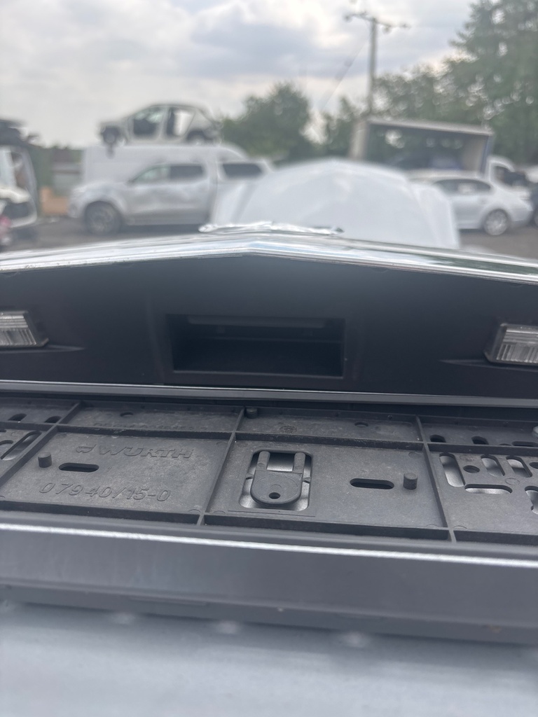 [EPE-115267] Tirador de apertura del portón trasero 2009 Mercedes-Benz E-Class 775