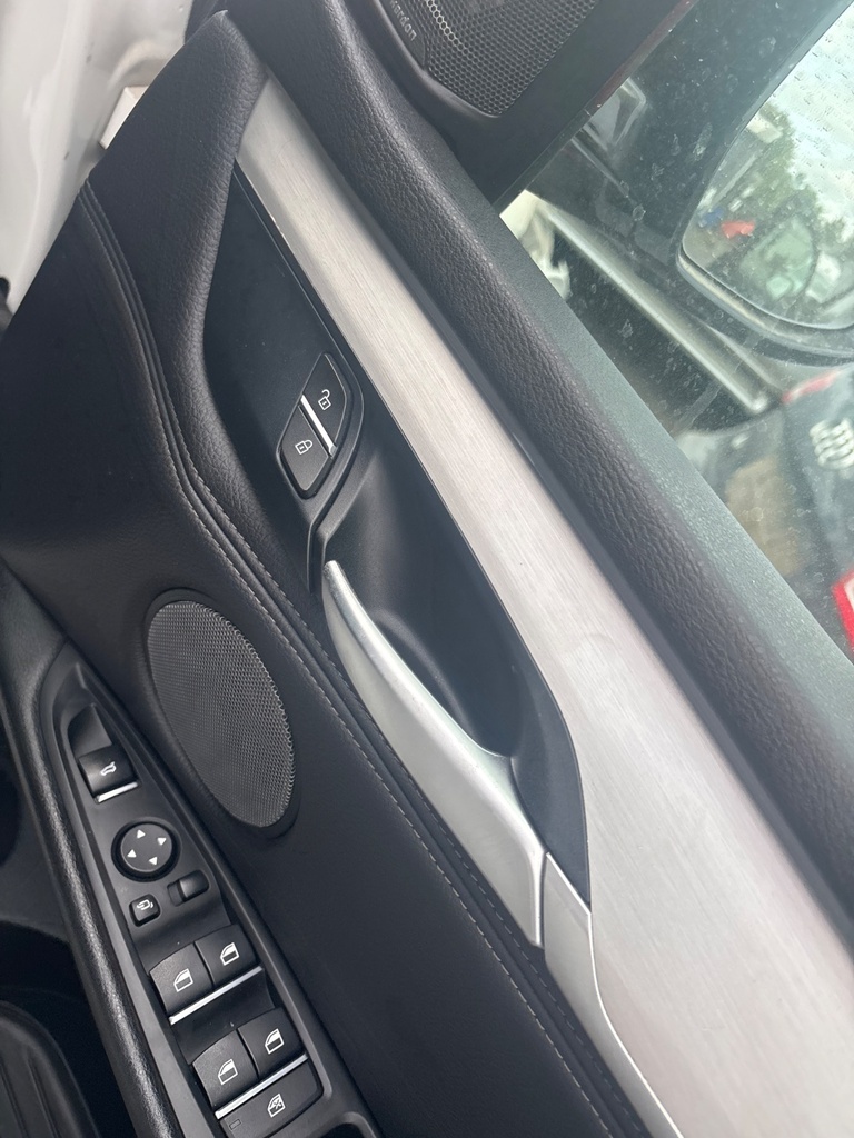 [EPE-115618] Tirador puerta delantera interior derecho para BMW X5 F15 F85 M50d (N57) 2017
