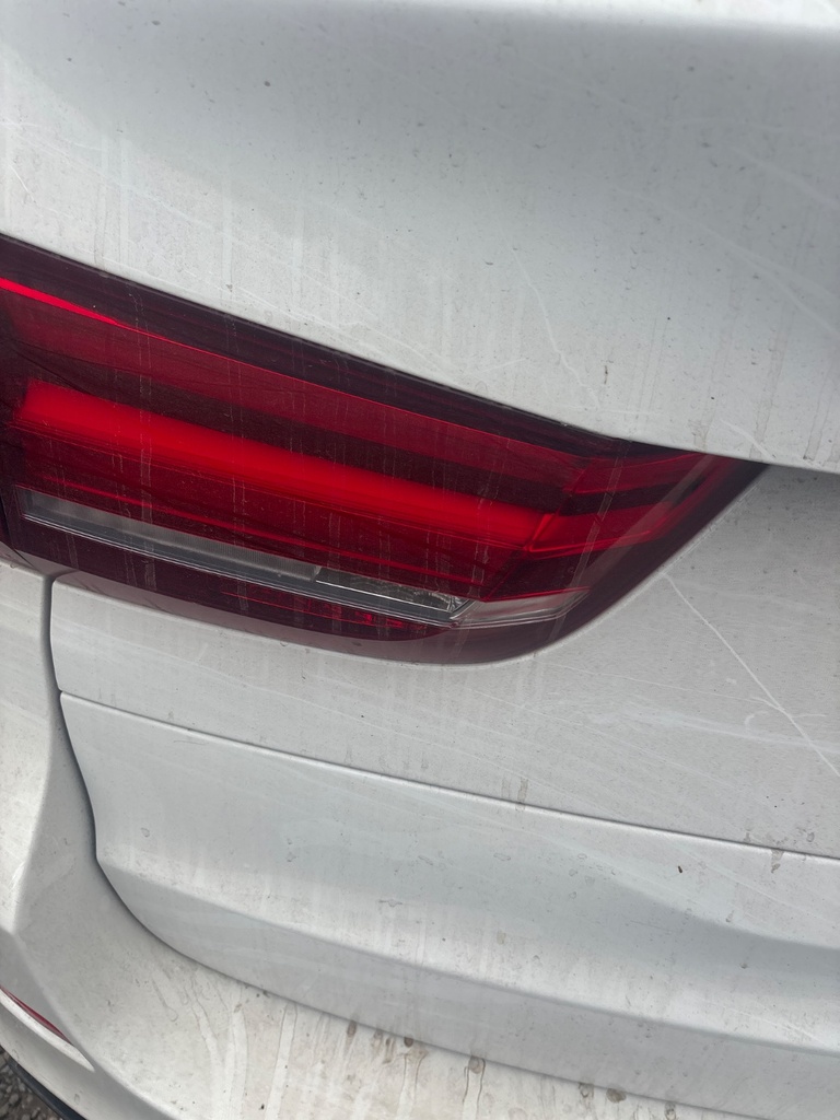 [EPE-115658] Piloto de portón trasero o maletero izquierdo 2017 BMW X5 F15 F85 300 alpinweiss