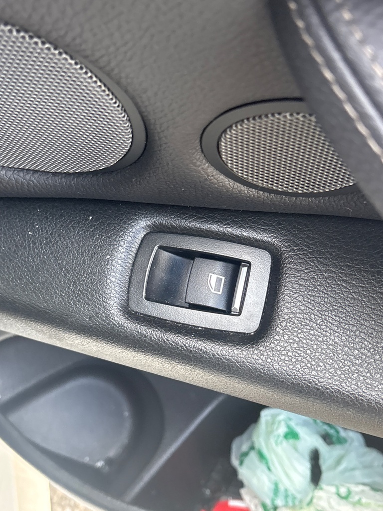 [EPE-115720] Pulsador elevalunas trasero derecho 2017 BMW X5 F15 F85 3.0 M50d xDrive