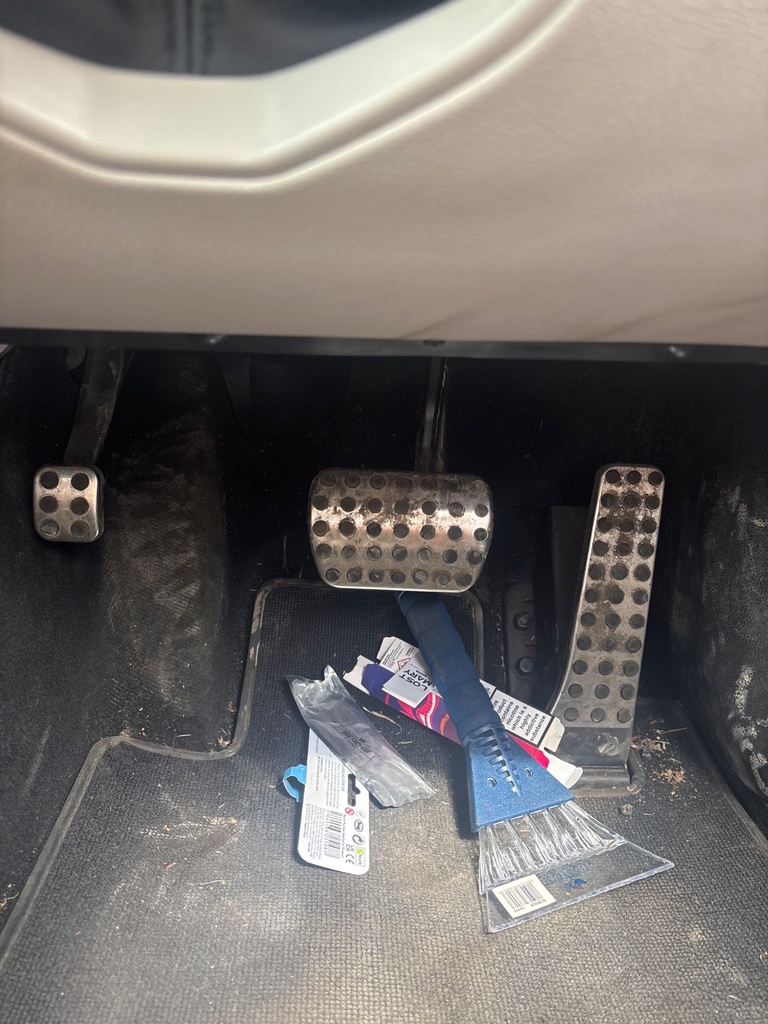 [EPE-116261] Conjunto de pedales Mercedes-Benz C-Class C 220 CDI 2013