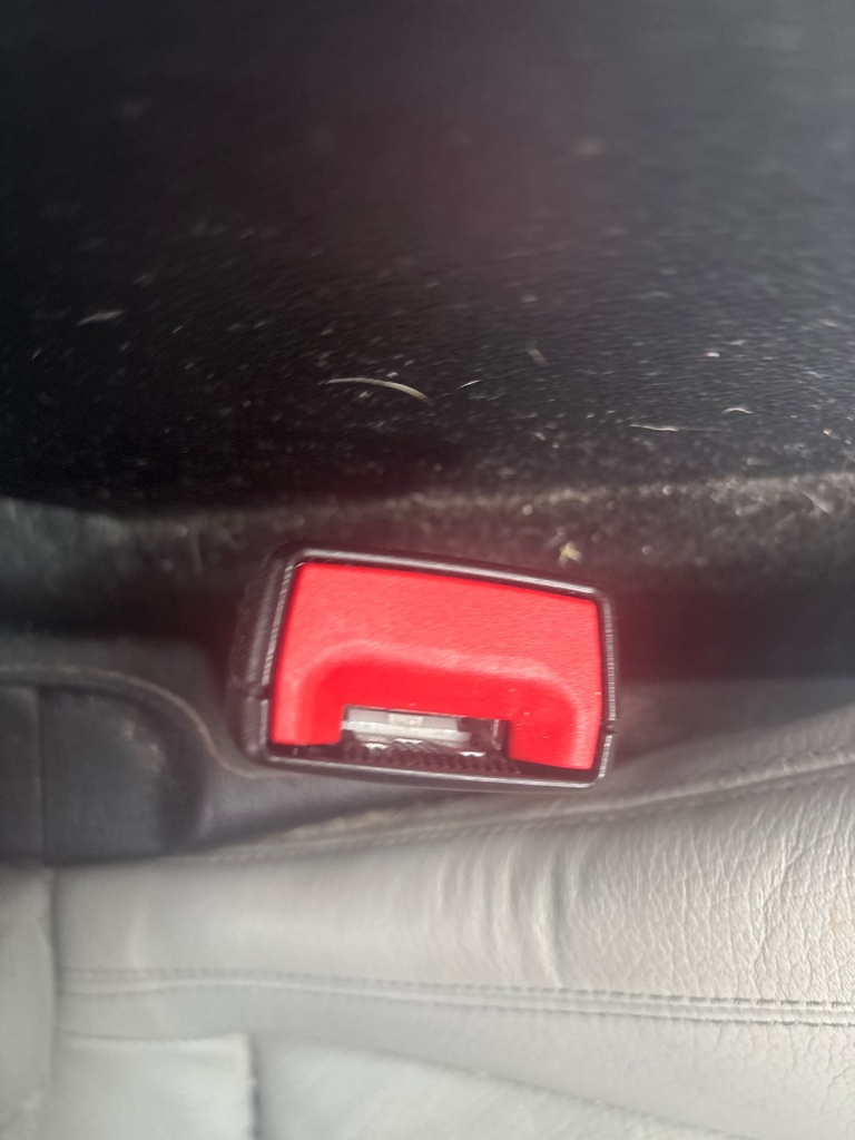 [EPE-116286] Interruptor de cinturón seguridad delantero derecho Mercedes-Benz C-Class 2013