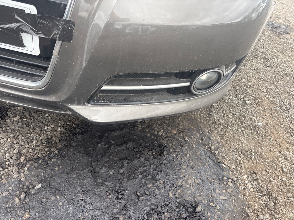 [EPE-116344] Parrilla delantera izquierda bronze Audi A3 2012 CAYC CAY