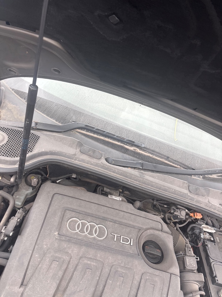 [EPE-116352] Mecanismo de limpiaparabrisas delantero para Audi A3 2012