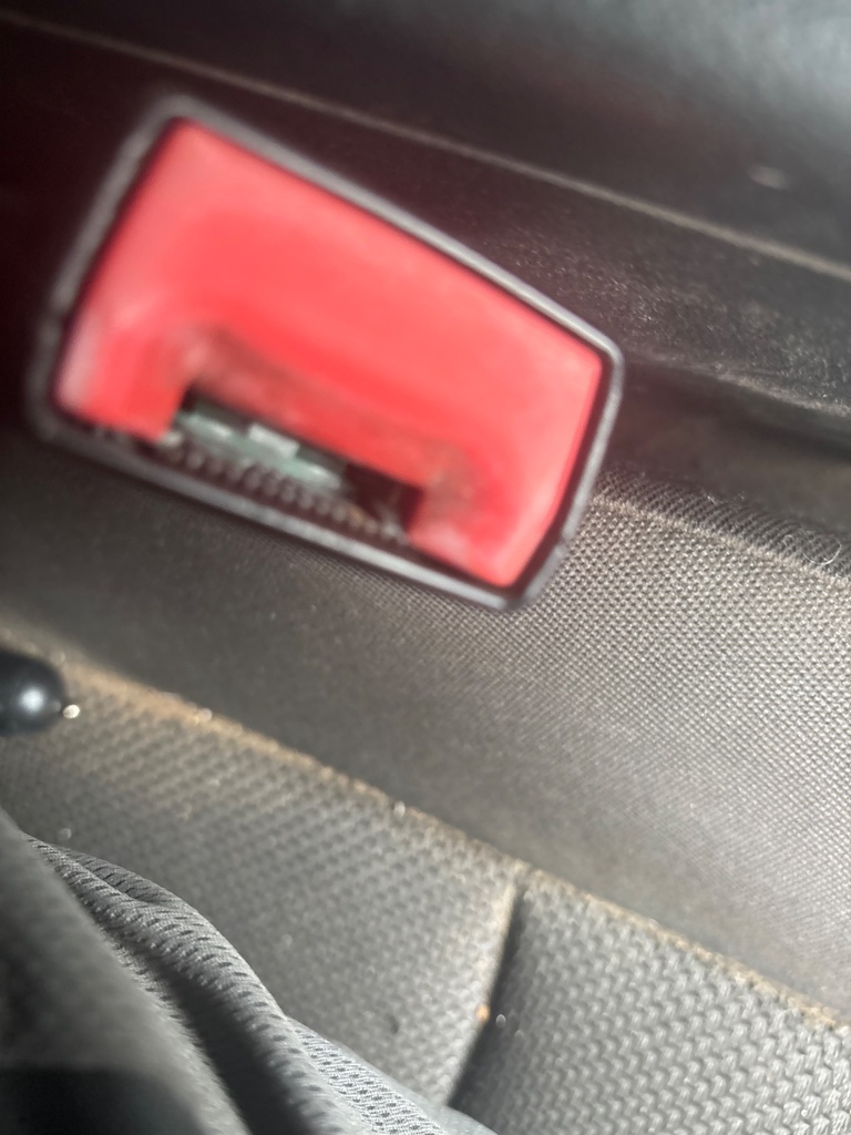 [EPE-116399] Interruptor de cinturón seguridad delantero derecho Audi A3 1.6 TDI 2012