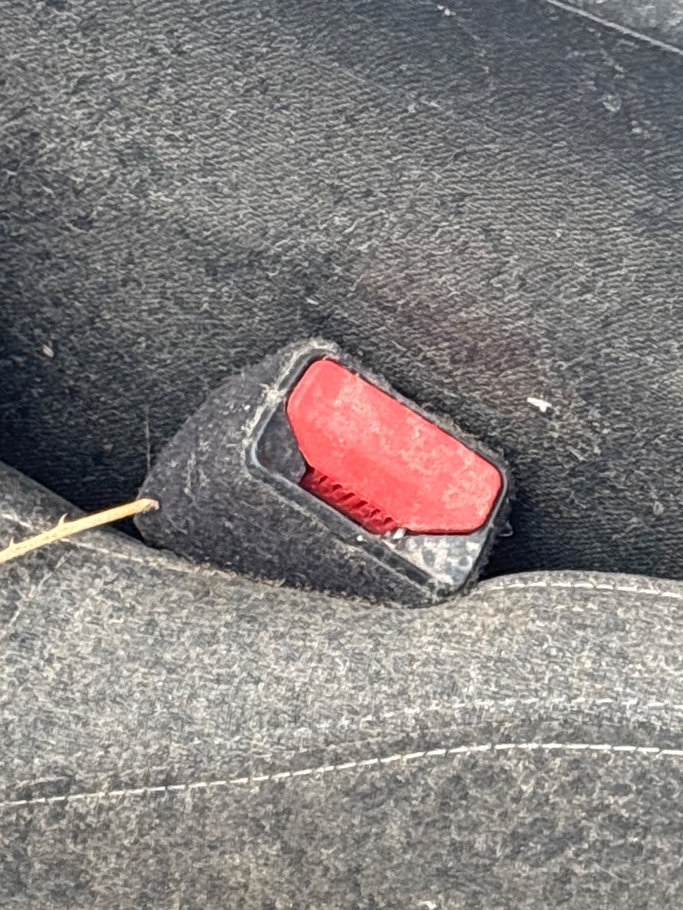 [EPE-116492] Interruptor de cinturón seguridad delantero derecho Peugeot 308 SW BlueHDi 2023