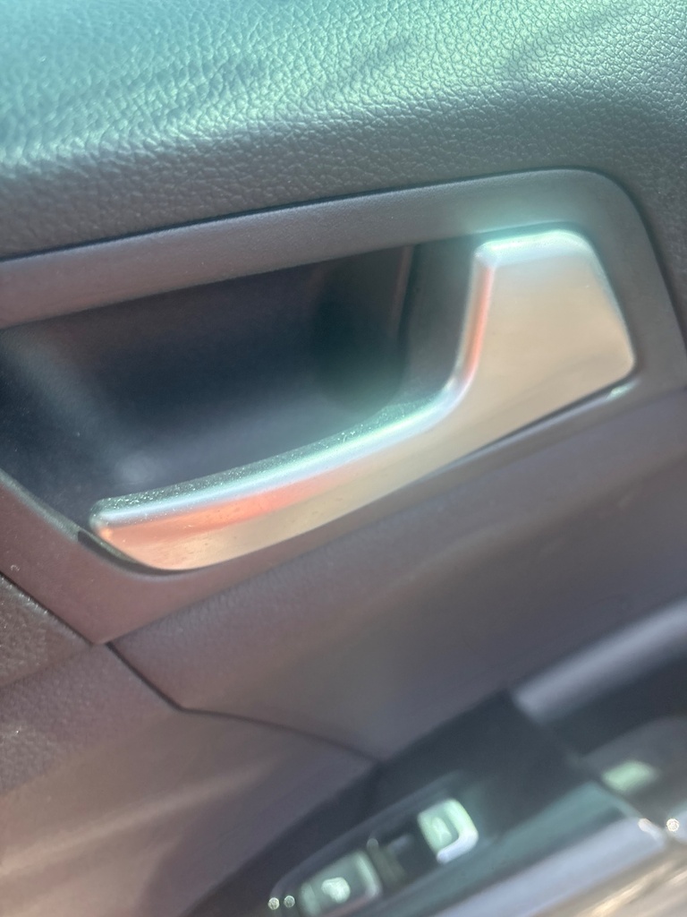 [EPE-116658] Tirador interior puerta trasera derecho Kia Sportage 2019