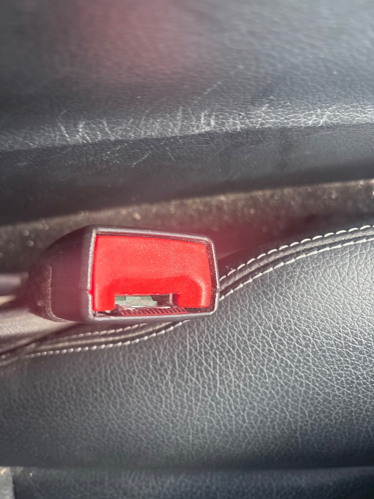 [EPE-116752] Interruptor de cinturón seguridad delantero derecho para Mercedes-Benz E-Class 2015