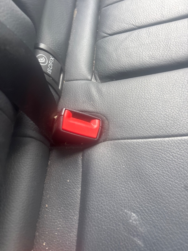 [EPE-116826] Cinturón de seguridad trasero Stalk fila central LH Mercedes-Benz E-Class 2015