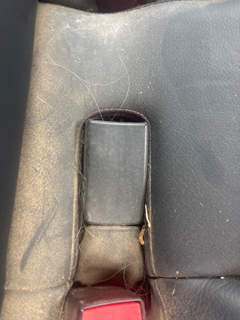 [EPE-117077] Cinturón de seguridad fila central trasera 2018 Mercedes-Benz E-Class E 220
