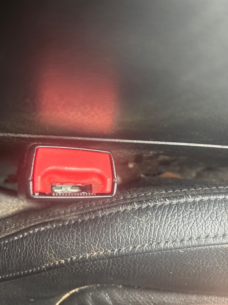 [EPE-117340] Interruptor de cinturón de seguridad delantero derecho para VW Touareg 7P5 3.0 TDI 2012
