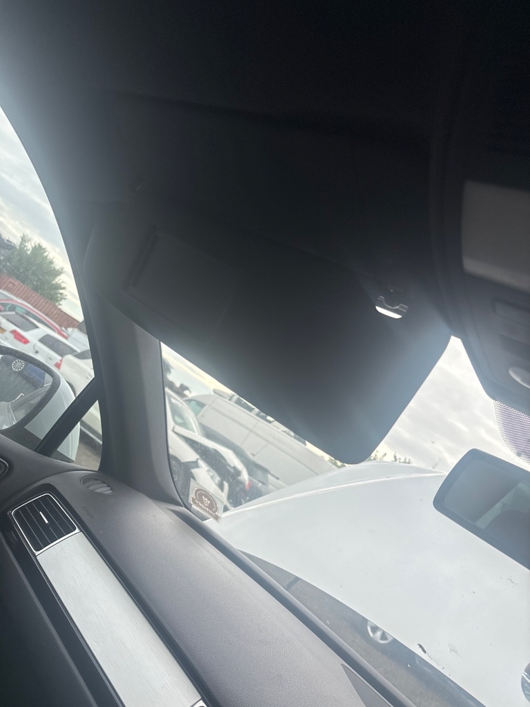 [EPE-117344] Parasol izquierdo VW Touareg 7P5 3.0 TDI V6