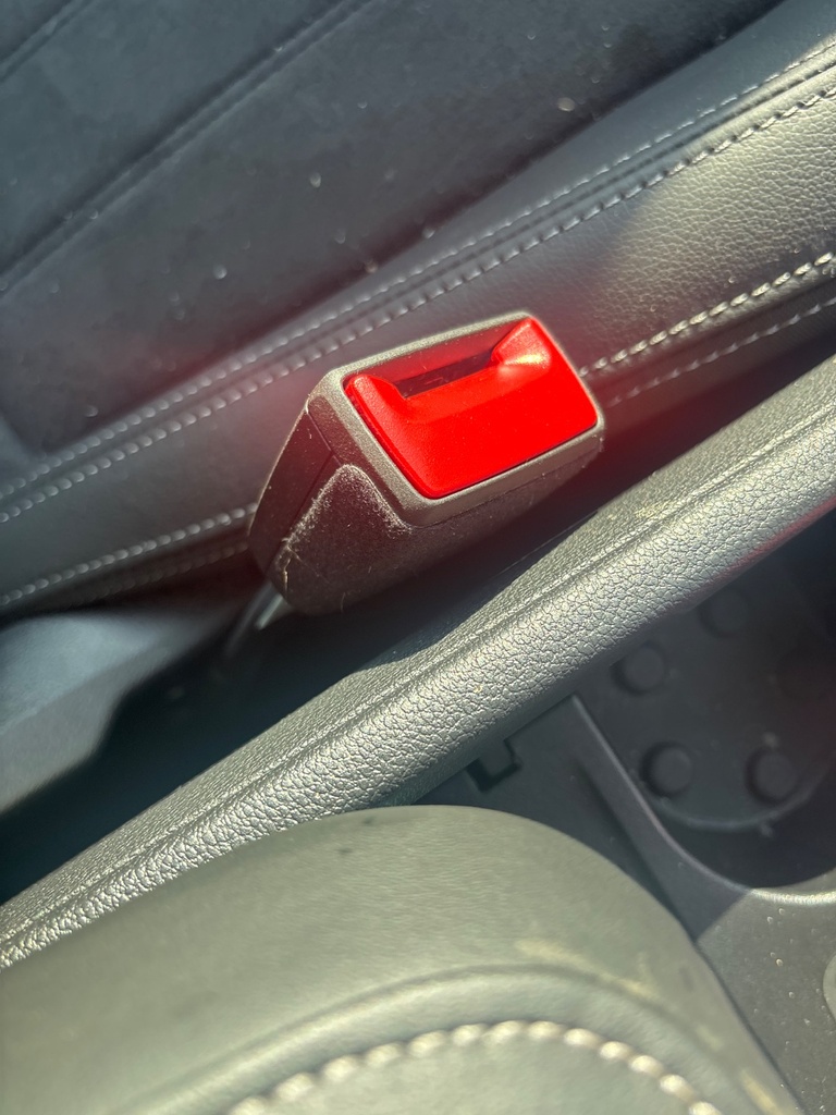 [EPE-117734] Interruptor cinturón seguridad delantero derecho para Skoda Karoq NU7 1.5 TSI
