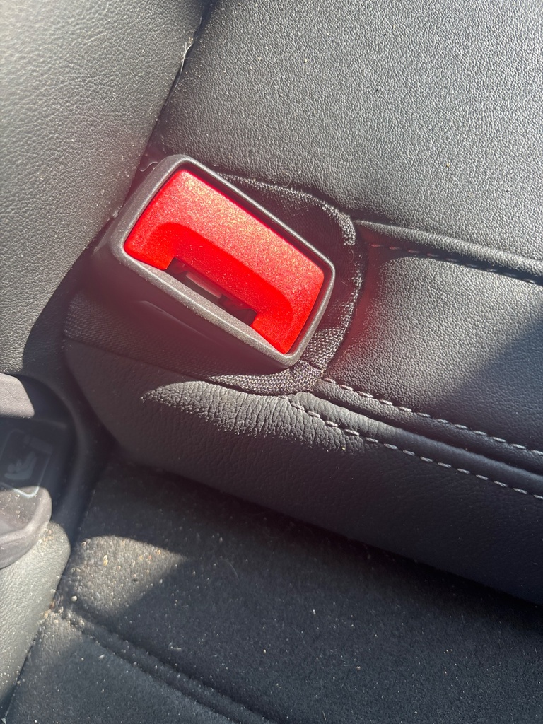 [EPE-117804] Cinturón de seguridad trasero Stalk Fila Central RH Skoda Karoq NU7 1.5 TSI