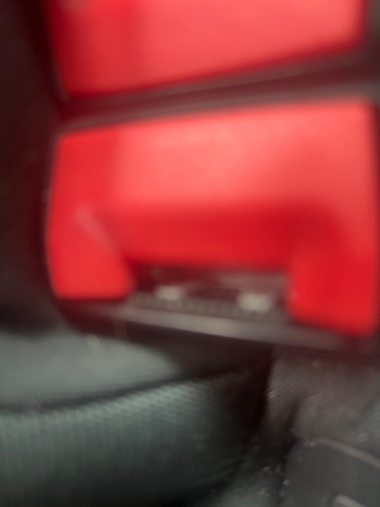 [EPE-118478] Cinturón de seguridad trasero Stalk Fila Central LH Seat Leon 5F1 1.4 TSI 2018