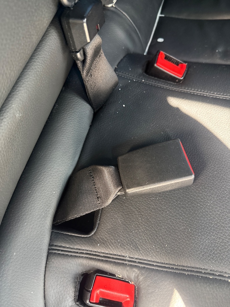 [EPE-118613] Cinturón de seguridad trasero central BMW 6 Series 640d xDrive 2018