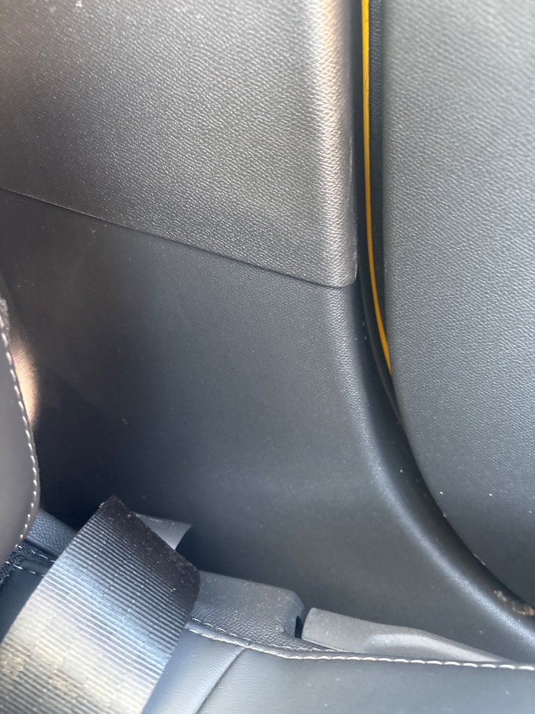 [EPE-118673] Embellecedor Pilar B Inferior Izquierdo Peugeot 208 II 1.5 BlueHDI 100