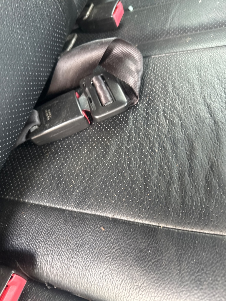 [EPE-118911] Cinturón de seguridad central trasero para Land Rover Discovery 3.0 TDV6 (306DT) 2019