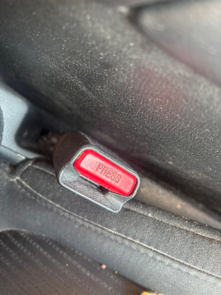 [EPE-119658] Interruptor cinturón seguridad delantero derecho Mazda 6 2.2 D 2015