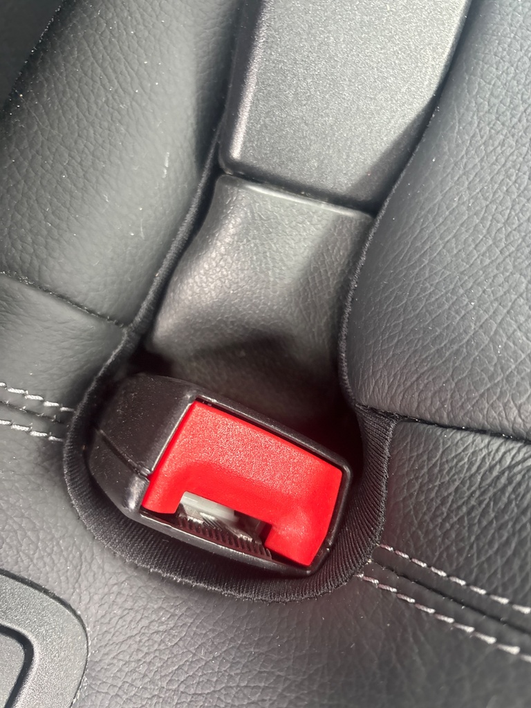 [EPE-119623] Cinturón de seguridad Trasero Stalk Fila Central RH 2020 Mercedes-Benz E-Class