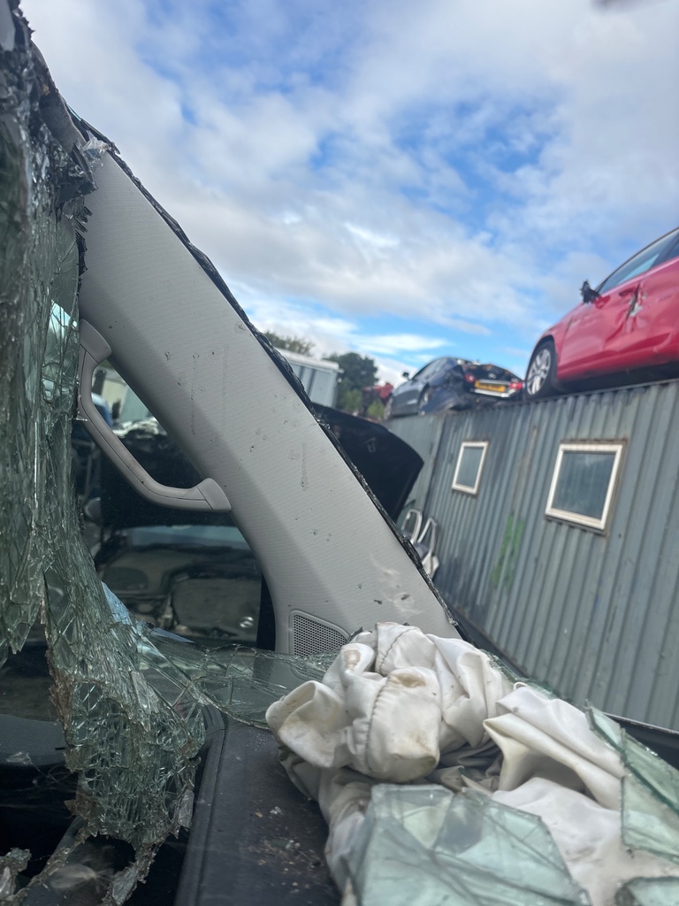 [EPE-119708] Pilar A VW Transporter 2.0 TDI 2019