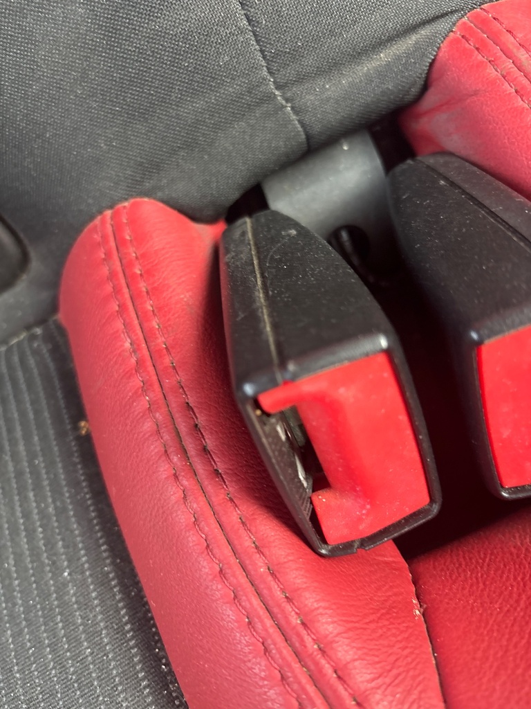 [EPE-120170] Cinturón de seguridad trasero Stalk Fila Central RH Mini Cooper D 2010-2013