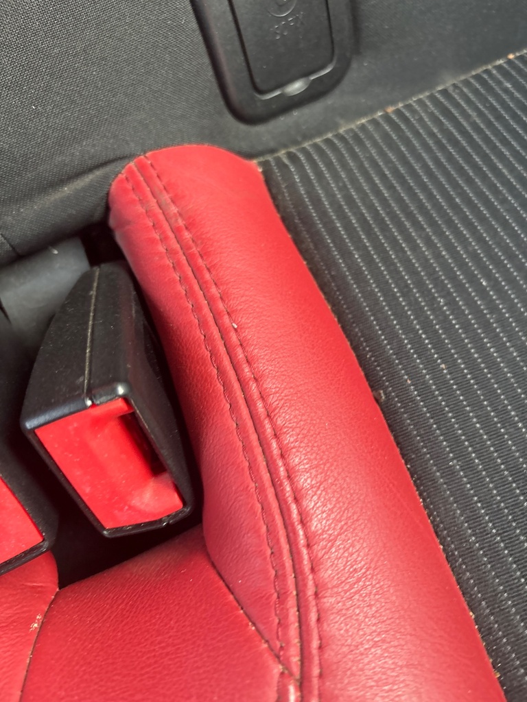 [EPE-120169] Cinturón de seguridad trasero Stalk Fila Central LH Mini Cooper D 2010-2013