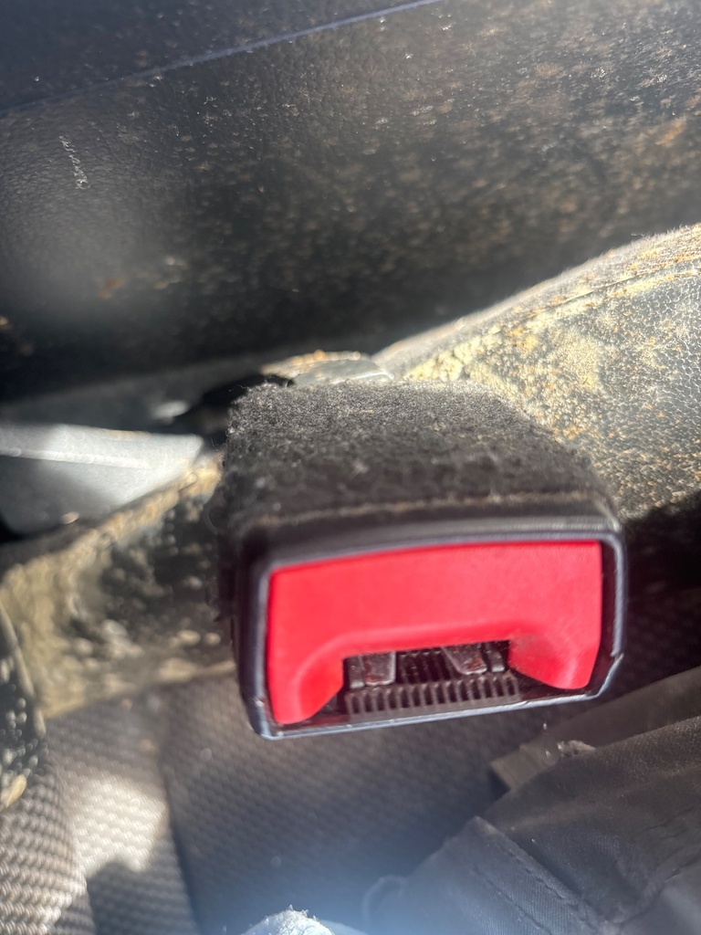 [EPE-120385] Interruptor de cinturón seguridad delantero derecho para Audi A3 1.5 TFSI 2018