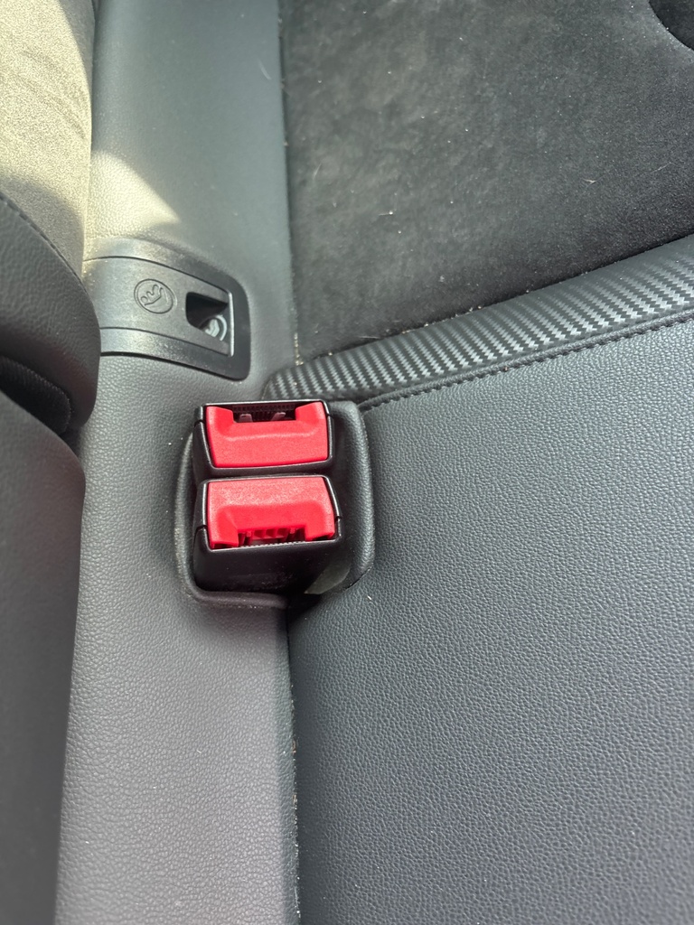 [EPE-120519] Cinturón de seguridad trasero Fila Central LH Seat Leon 2.0 Cupra 2017