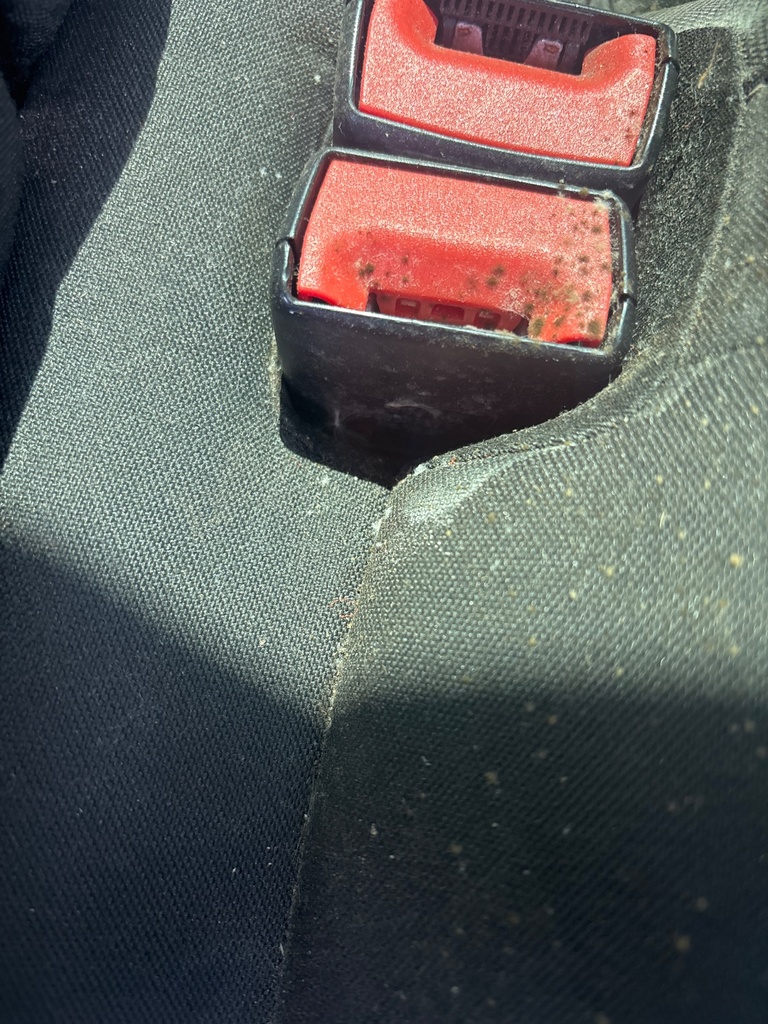 [EPE-120682] Cinturón de seguridad trasero central VW Golf VII 1.5 TSI 2019