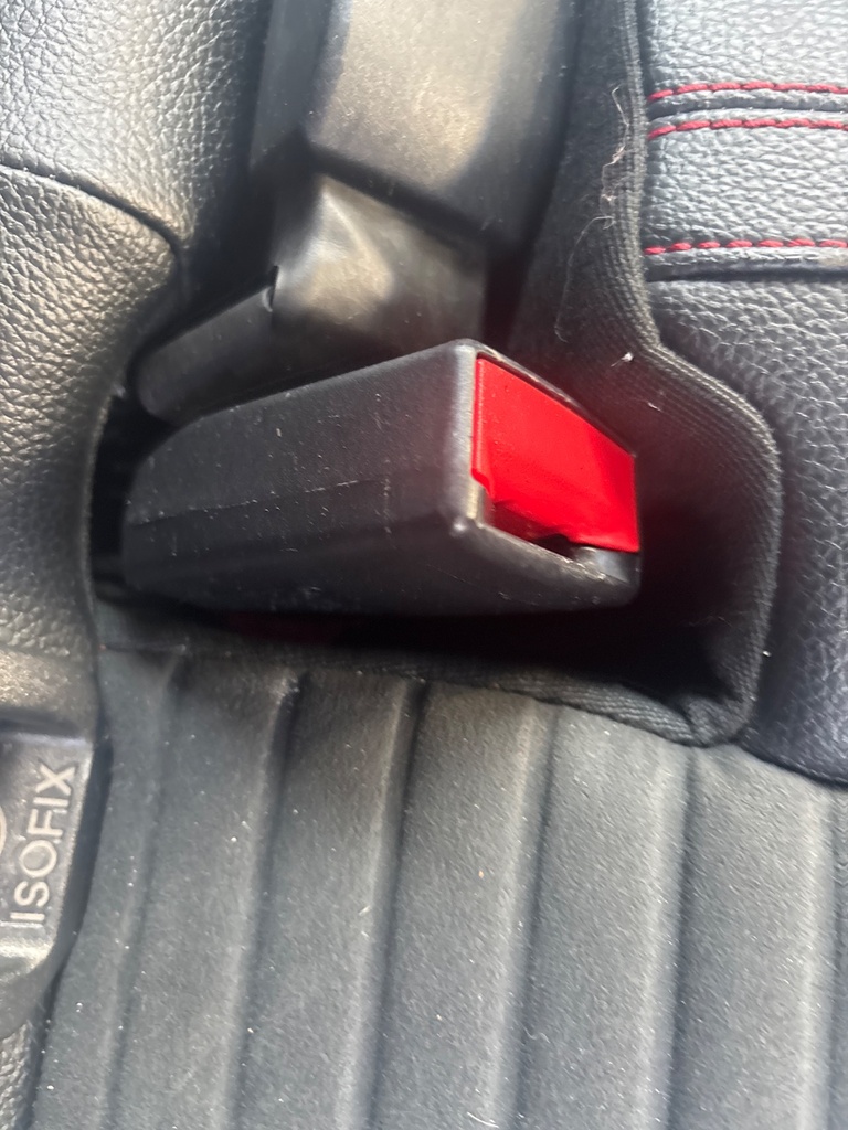 [EPE-120933] Cinturón de seguridad trasero Stalk Fila Central RH para Mercedes A-Class A 220 2015