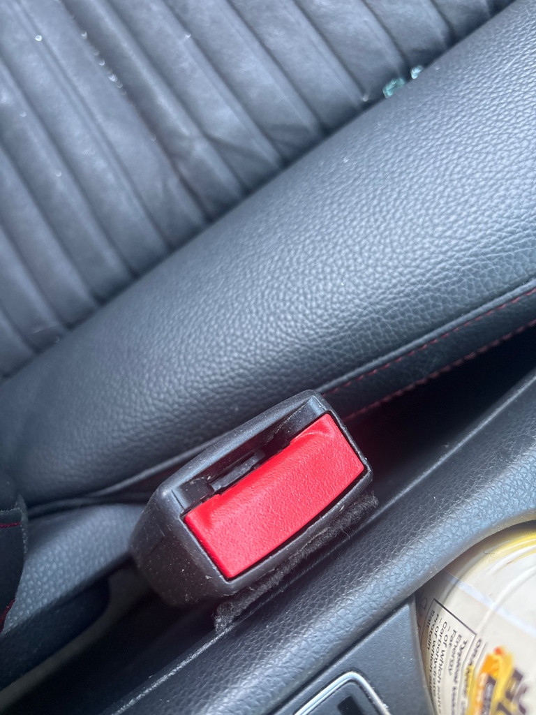 [EPE-120886] Cinturón de seguridad delantero izquierdo Mercedes A-Class A 220 CDI 2015