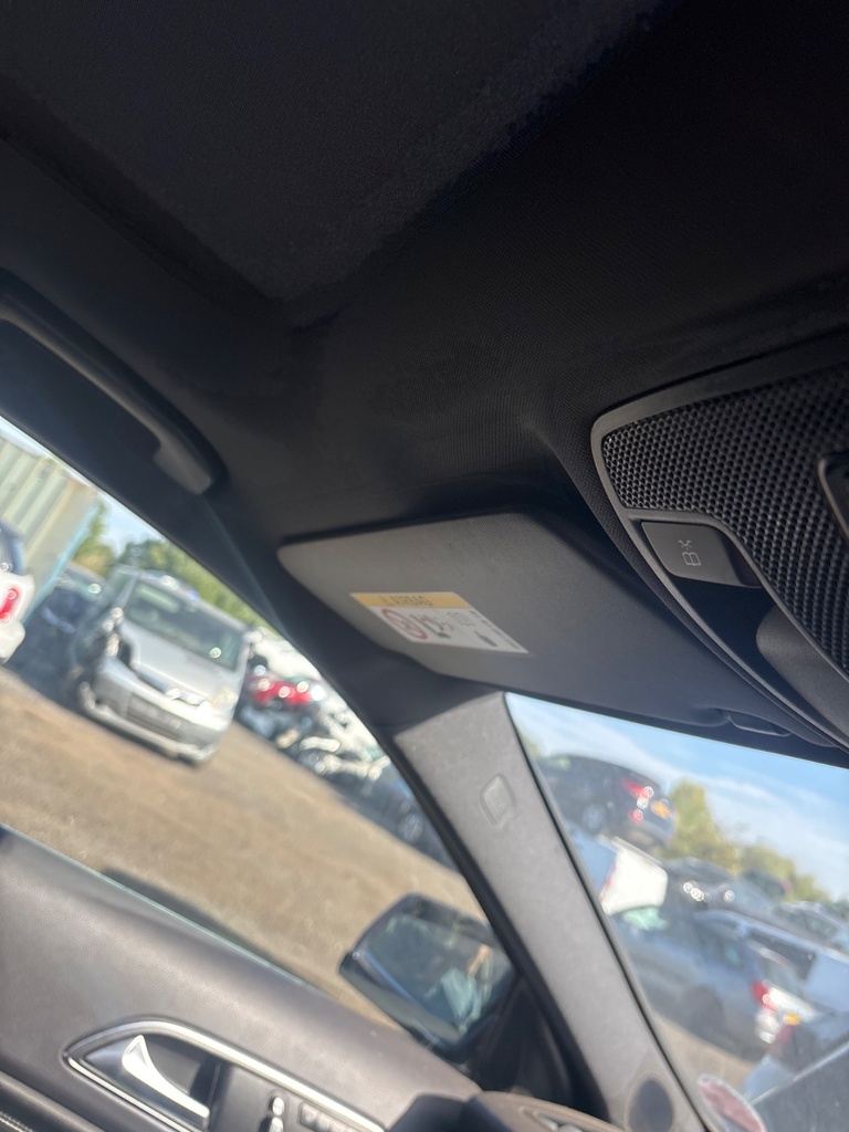 [EPE-120990] Parasol izquierdo 2017 Mercedes-Benz A200